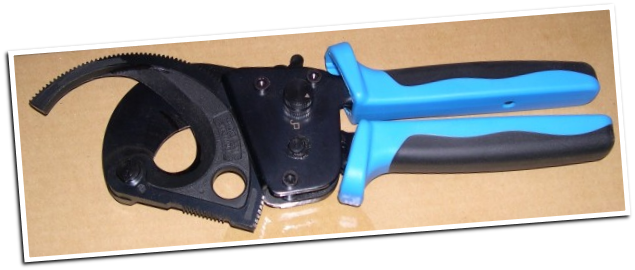 Cable cutter for up to 750 MCM